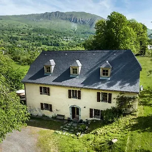 https://les-terres-neres.midi-pyreneeshotels.com