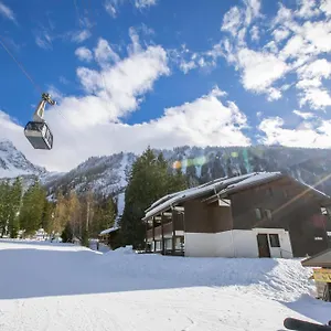 https://residence-la-verte-15.hotels-rhonealpes.com