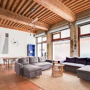 https://le-canut.hotels-rhonealpes.com